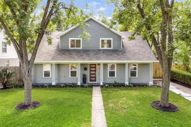 Gideons Pro Renovations LLC - Tile Roofing in Humble