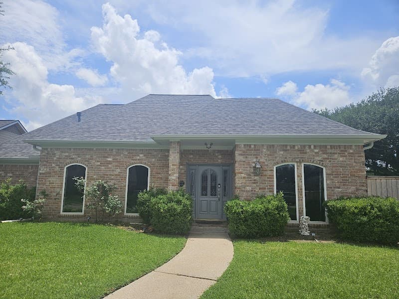 H&N Seamless Rain Gutters - Gutter Installation in Houston