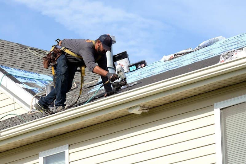 League City Roofing & Gutter Repair - Gutter Installation in League City