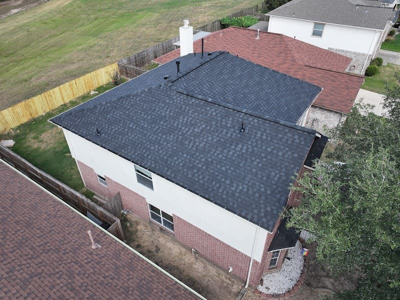 Maveric Construction - Roof Repair in Spring