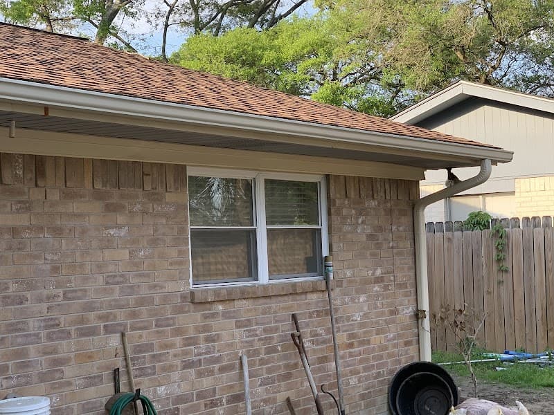 Smith Seamless Rain Gutters - Gutter Installation in Conroe