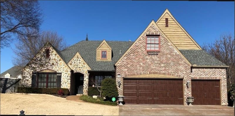 Vargas Family Roof Repair - Roof Repair in League City